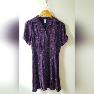 Forever 21 short sleeve dress button up with double front pockets